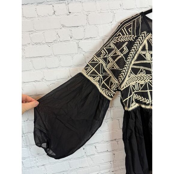 SUNDANCE black silk beige embroidered semi-sheer blouse top size XL NWOT - Picture 6 of 8